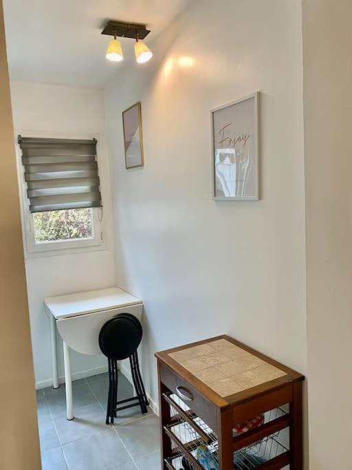 Charmant Studio A Coutevroult Ngoại thất bức ảnh